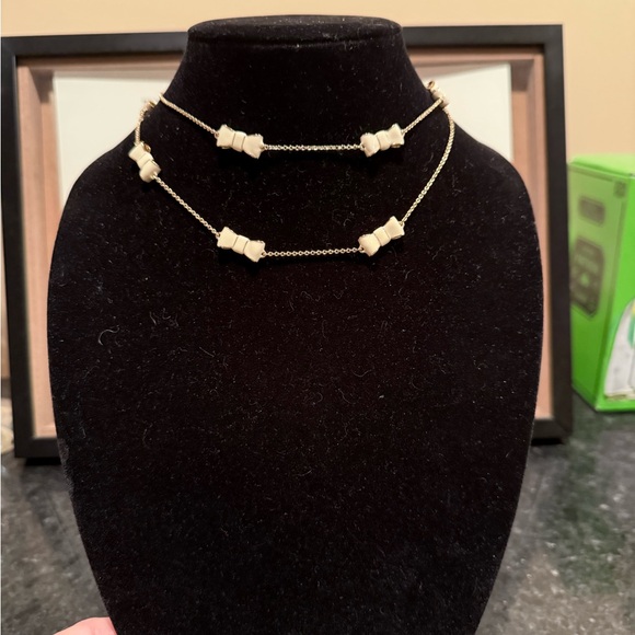 Kate Spade Take a Bow Cream Necklace - Picture 6 of 10